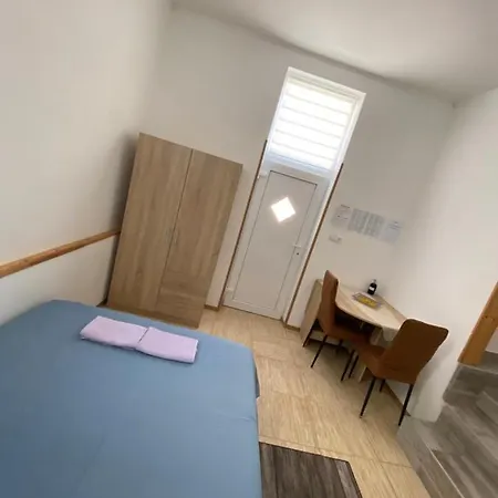 Studio-apartman Aurora * 풀라