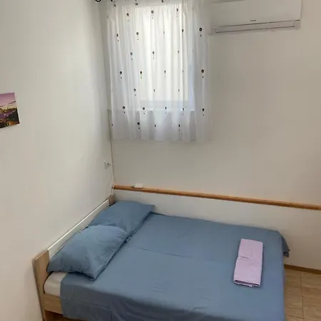 Apartment Studio-apartman Aurora *